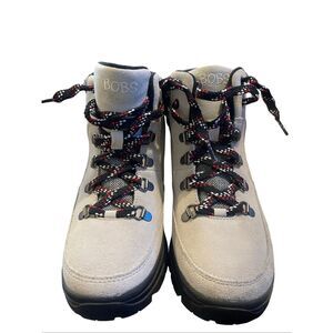 New BOBS From Skechers Womens Off White Broadies Mighty Hike Boots Size 8